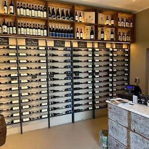  Alojamento de Acomodação e Pequeno-almoço And Wine Al Castello